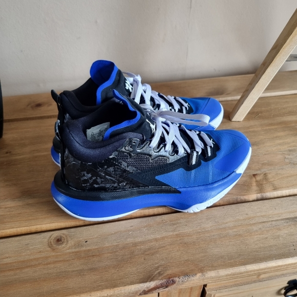 Nike air Jordan zion 1 trainers uk 6 vgc - Picture 9 of 9